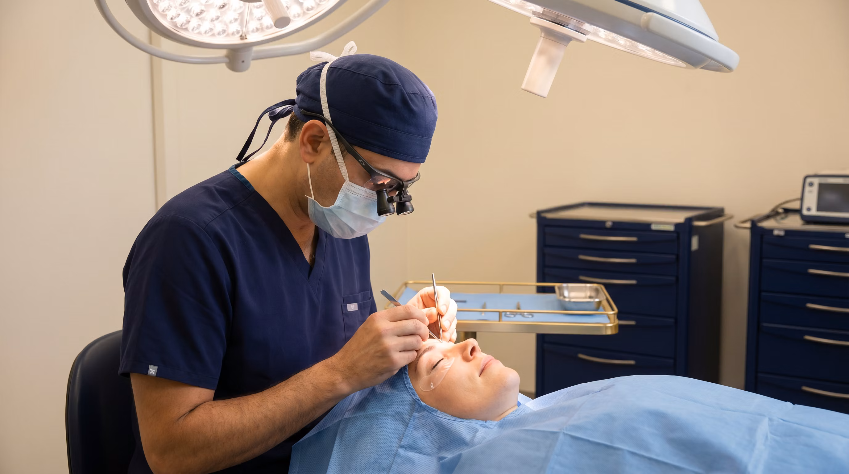 Cirurgia de Estrabismo em SP: Preço, Convênios e O Que Esperar [2026]